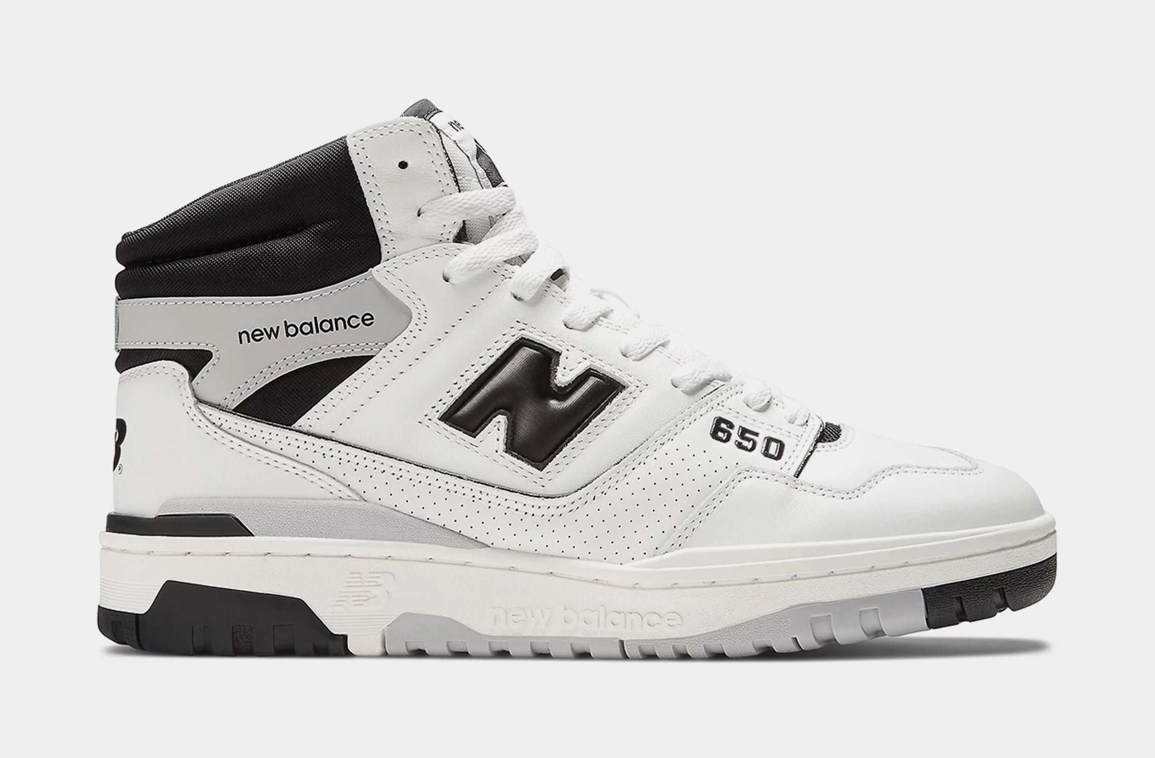 650 Mens Lifestyle Shoes (White/Black)