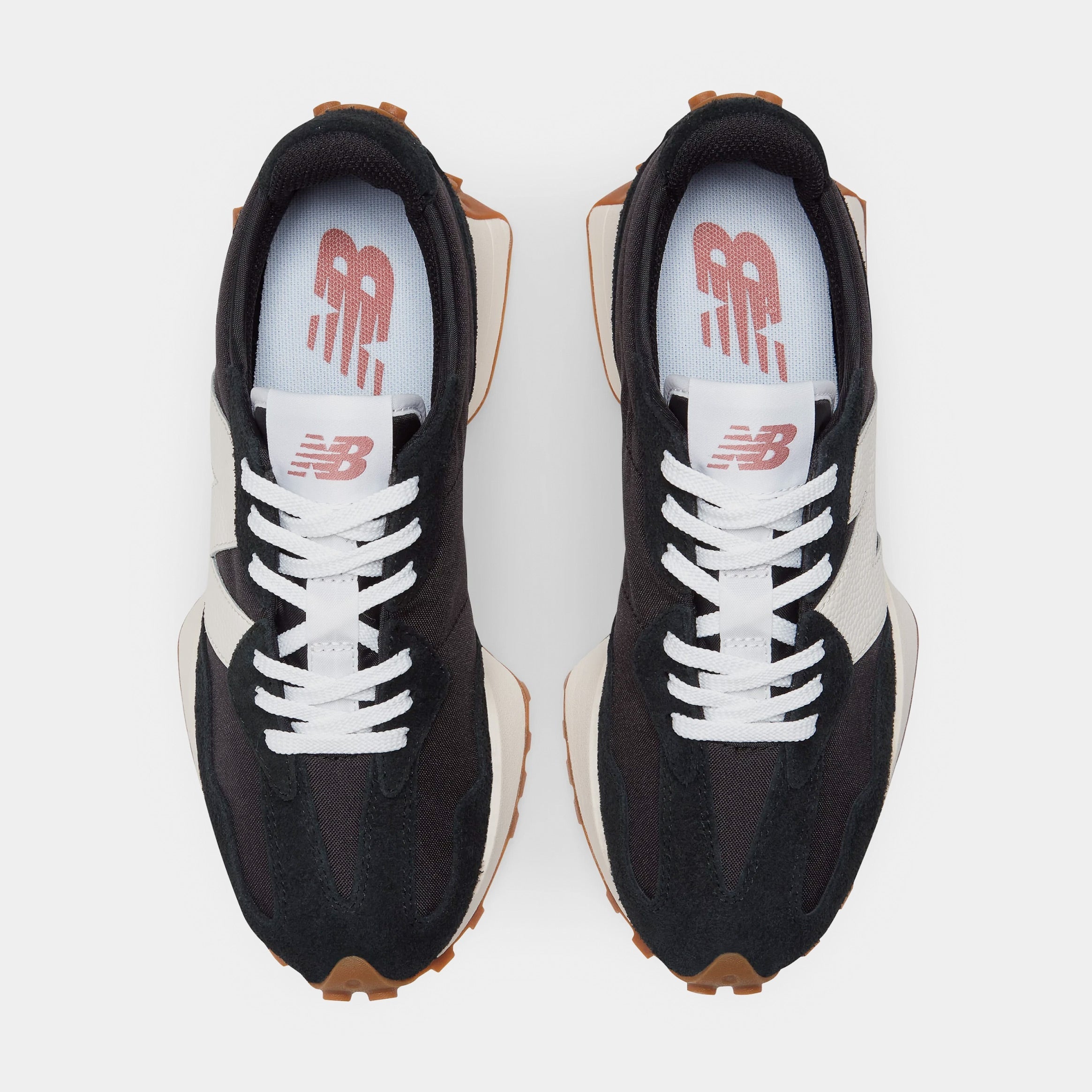 327 Womens Lifestyle Shoes (Black/White/Gum)